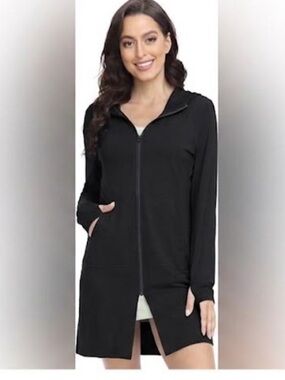 Solbari UPF50+ Black Viscose Bamboo Hooded Long Zipper Cardigan